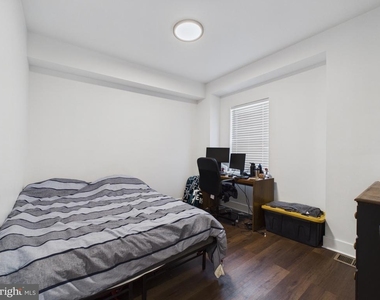256 N 32nd Street - Photo Thumbnail 7