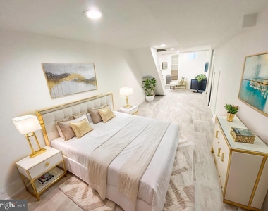 3259 Potter Street - Photo Thumbnail 16