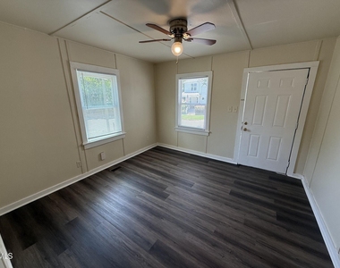 663 Coleman Street - Photo Thumbnail 1
