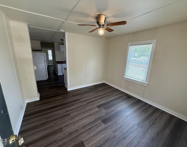 663 Coleman Street - Photo Thumbnail 2