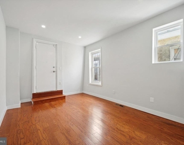 647 N 33rd Street - Photo Thumbnail 8