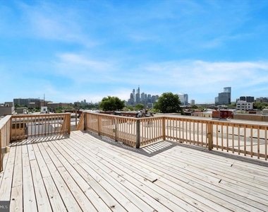 647 N 33rd Street - Photo Thumbnail 11