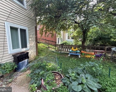 9388 Neil Road - Photo Thumbnail 10