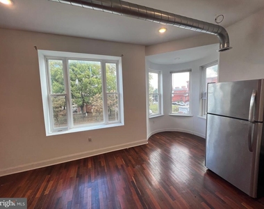 3228 W Diamond Street - Photo Thumbnail 1