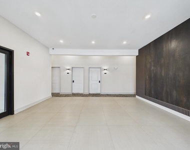 2328 N 2nd Street - Photo Thumbnail 14