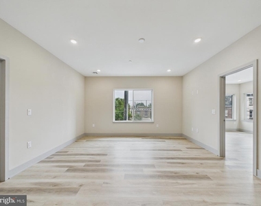 2328 N 2nd Street - Photo Thumbnail 2