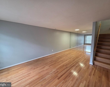 441 Tomlinson Road - Photo Thumbnail 8