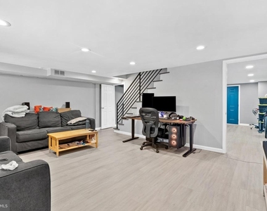 12012 Waldemire Drive - Photo Thumbnail 20