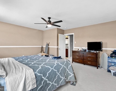 12012 Waldemire Drive - Photo Thumbnail 13