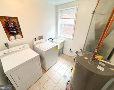 2329 S 15th Street - Photo Thumbnail 5