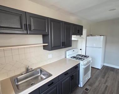 4344 Vista Street - Photo Thumbnail 9