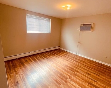 4300 Pearson Avenue - Photo Thumbnail 7