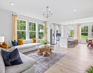 907 Kensley Grv Lane - Photo Thumbnail 2