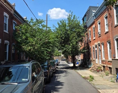 878 N Taylor Street - Photo Thumbnail 4