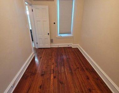 878 N Taylor Street - Photo Thumbnail 27