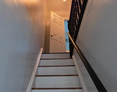 878 N Taylor Street - Photo Thumbnail 19