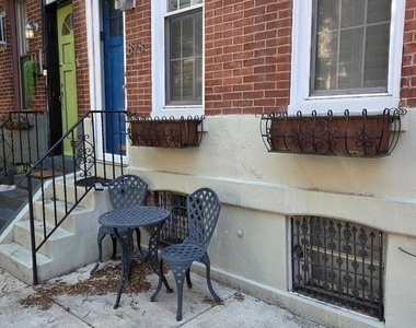 878 N Taylor Street - Photo Thumbnail 5