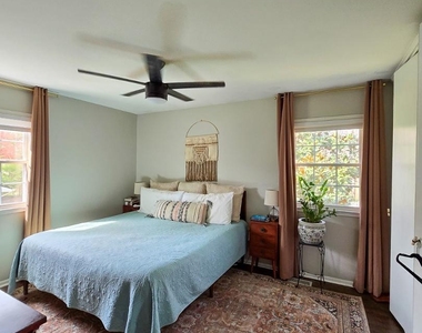 5813 Rangeley Drive - Photo Thumbnail 11