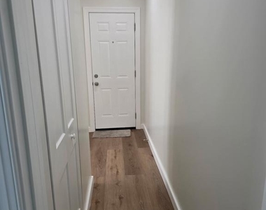 5375 Wingohocking Terrace - Photo Thumbnail 8