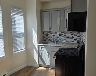 5375 Wingohocking Terrace - Photo Thumbnail 1