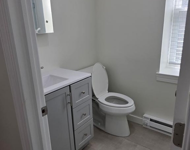 5375 Wingohocking Terrace - Photo Thumbnail 7