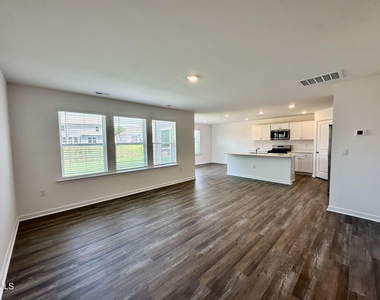 258 Bay Laurel Drive - Photo Thumbnail 4