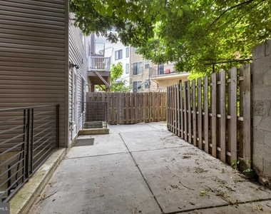 1526 Ridge Avenue - Photo Thumbnail 11