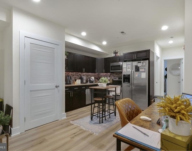 1228 N 25th Street - Photo Thumbnail 6