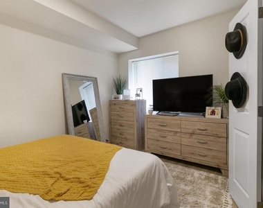 1228 N 25th Street - Photo Thumbnail 10