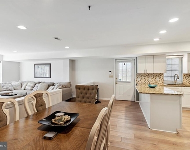 535 Gerhard Street - Photo Thumbnail 7