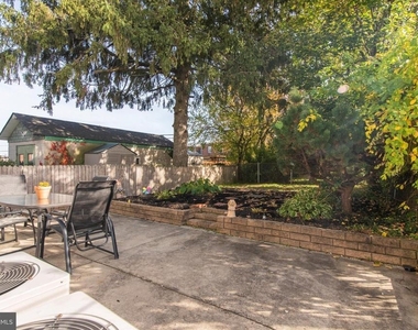 535 Gerhard Street - Photo Thumbnail 1