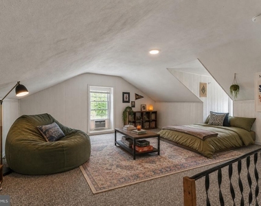 270 Dupont Street - Photo Thumbnail 10