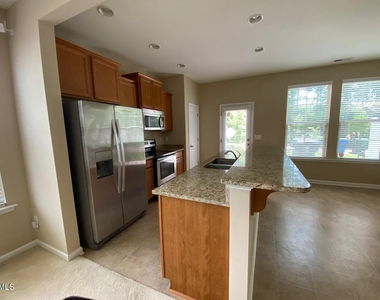 2801 Benevolence Drive - Photo Thumbnail 6