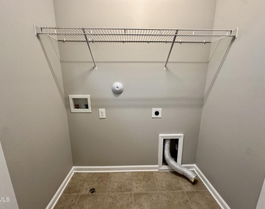 2801 Benevolence Drive - Photo Thumbnail 21