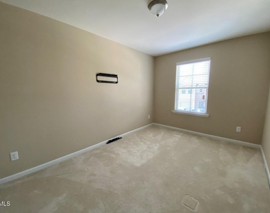 2801 Benevolence Drive - Photo Thumbnail 13