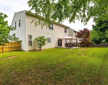 148 Pearson Place - Photo Thumbnail 9