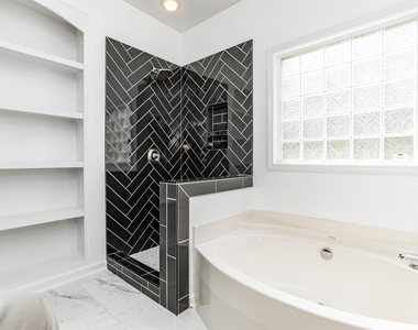 148 Pearson Place - Photo Thumbnail 32