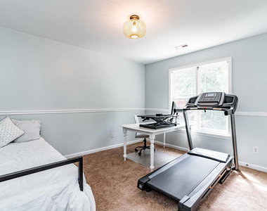 148 Pearson Place - Photo Thumbnail 17