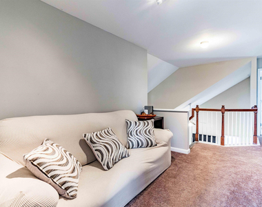 148 Pearson Place - Photo Thumbnail 21