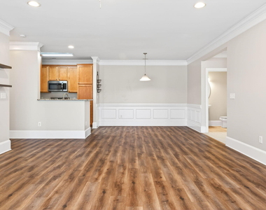 423 Waterford Lake Drive - Photo Thumbnail 20