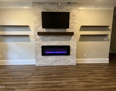 423 Waterford Lake Drive - Photo Thumbnail 41