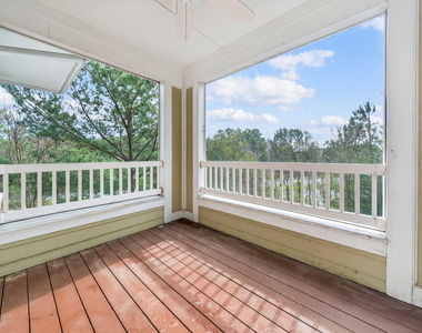423 Waterford Lake Drive - Photo Thumbnail 18