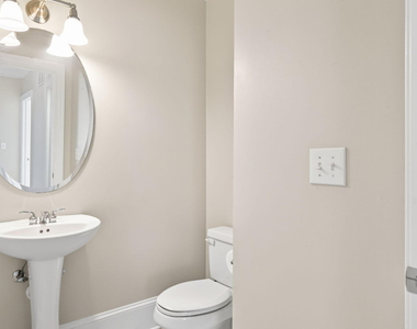 423 Waterford Lake Drive - Photo Thumbnail 31