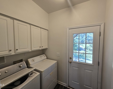 802 Sutter Gate Lane - Photo Thumbnail 7