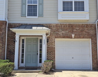 802 Sutter Gate Lane - Photo Thumbnail 4