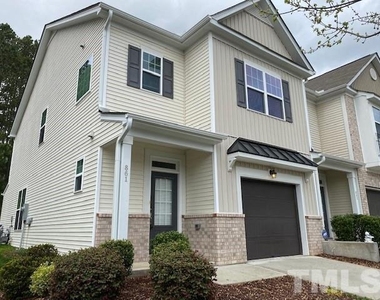 861 Saratoga Drive - Photo Thumbnail 5