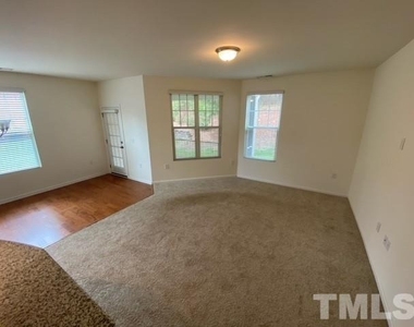 861 Saratoga Drive - Photo Thumbnail 10