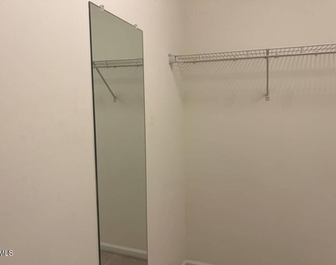 6140 Beale Loop - Photo Thumbnail 34