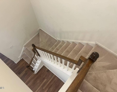 6140 Beale Loop - Photo Thumbnail 16