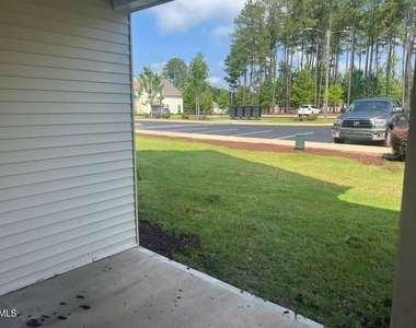 6140 Beale Loop - Photo Thumbnail 14